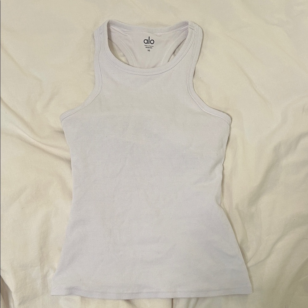 ALO Yoga Women's Classic White Tank Top